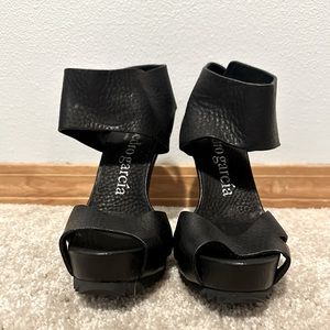 Pedro Garcia black leather heels size 37